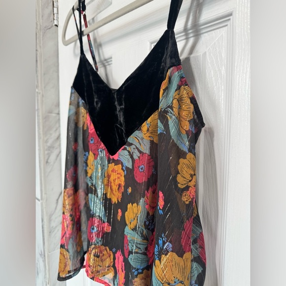 Free People Over It All Lurex floral velvet Cami Women’s Size XS - Picture 3 of 12